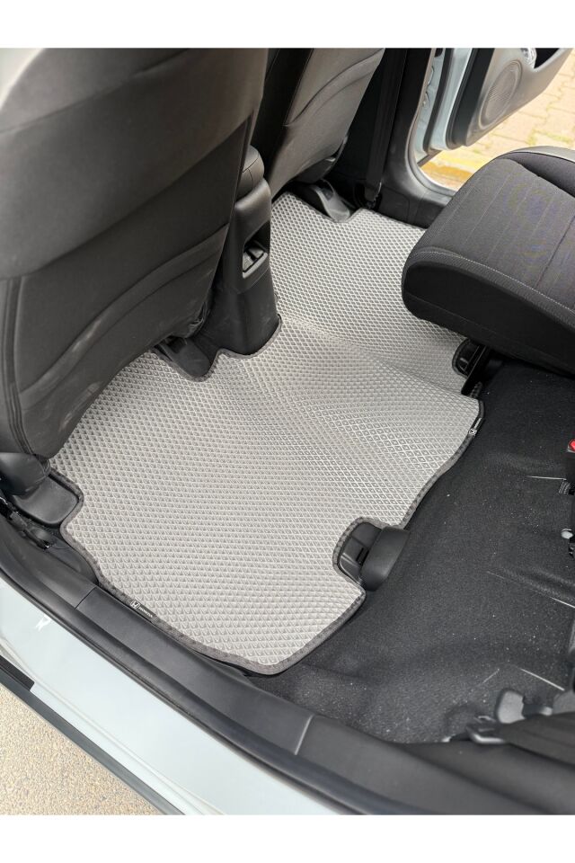 HONDA JAZZ HYBİRD 2020 SONRASI EVA OTO PASPAS