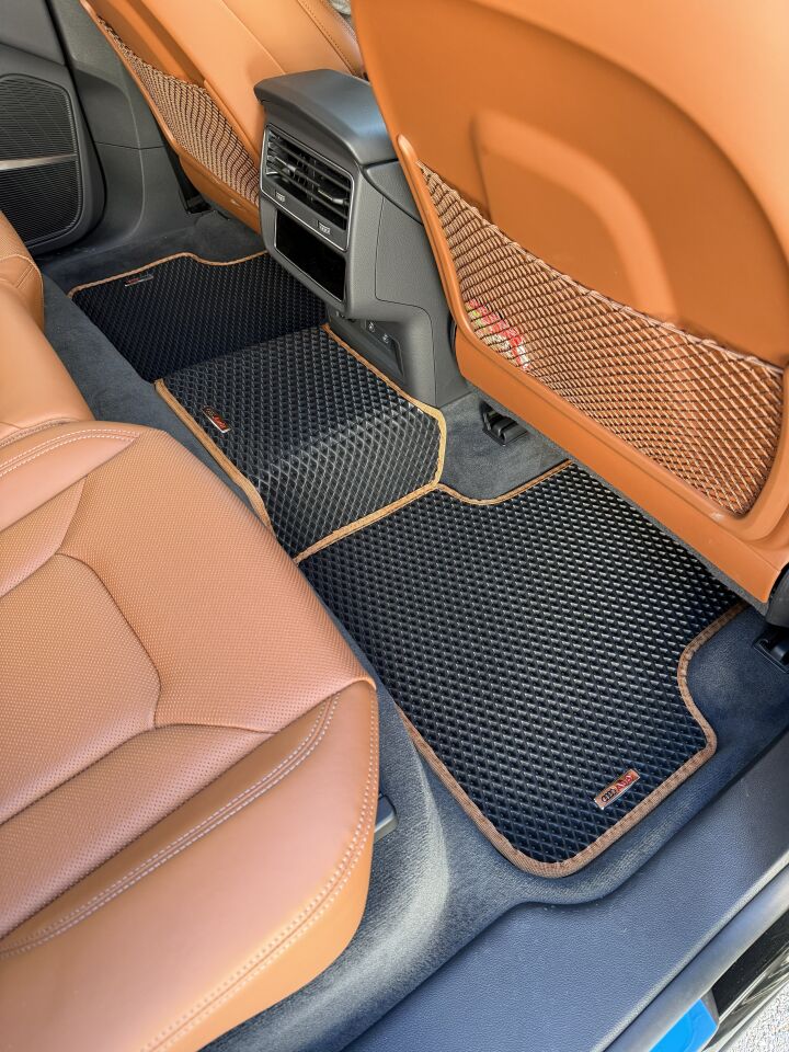 AUDİ Q8 2018 SONRASI EVA OTO PASPAS