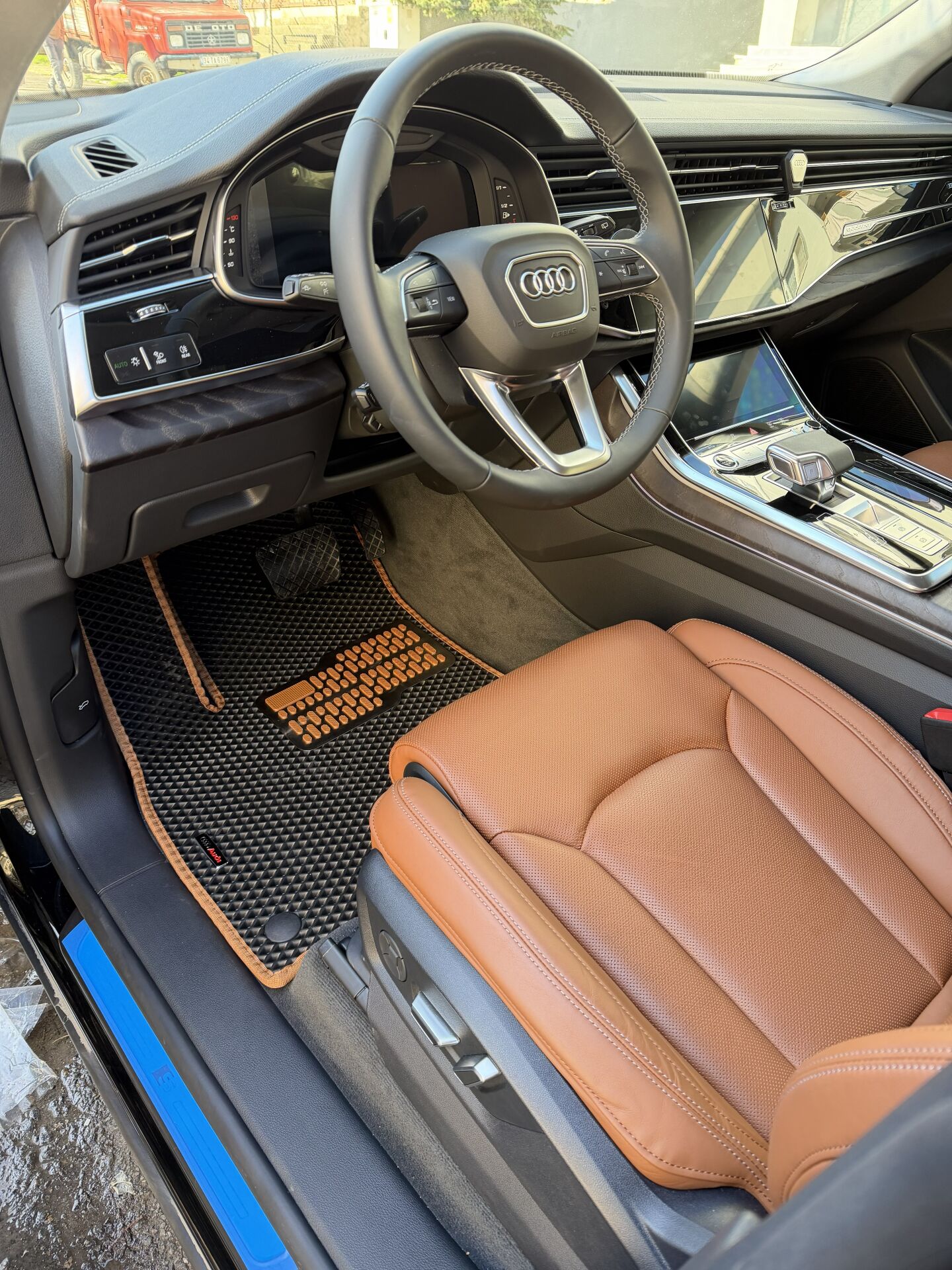 AUDİ Q8 2018 SONRASI EVA OTO PASPAS