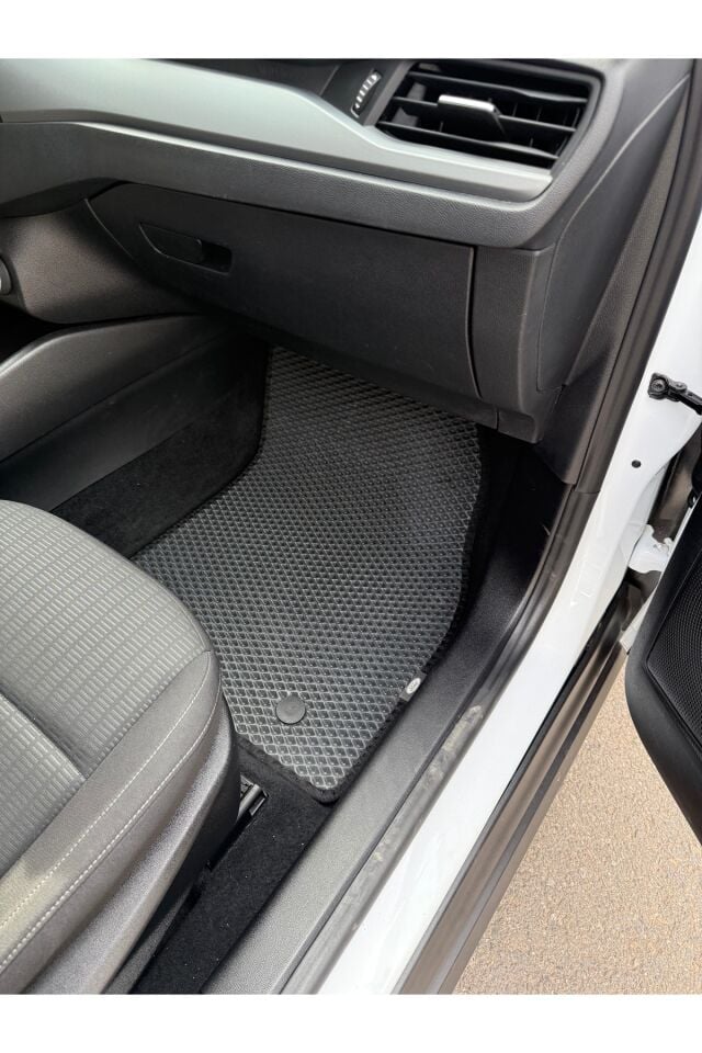 FORD FOCUS 4-4.5 SEDAN-HB-STWAGON 2019 SONRASI EVA OTO PASPAS