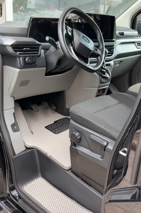 FORD TRANSİT CUSTOM 2023 SONRASI KISA ŞASE FULL SET EVA PASPAS TAKIMI