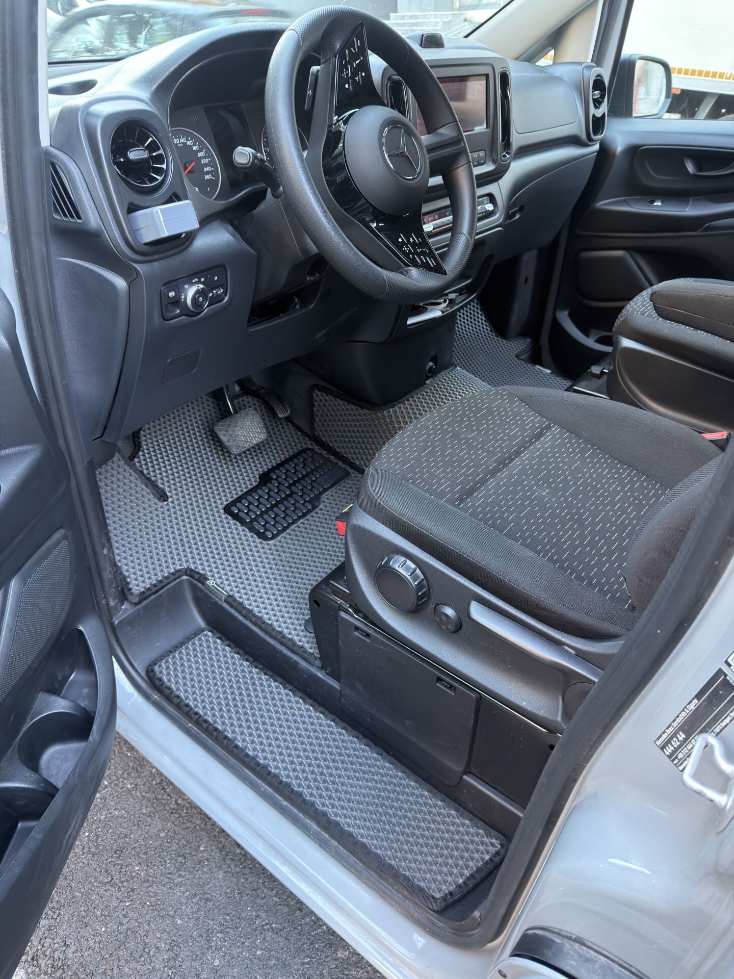 MERCEDES VİTO 2026 SONRASI FULL SET EVA PASPAS TAKIMI