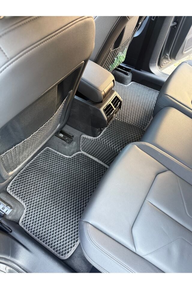 AUDİ Q3 F3 2018 SONRASI EVA OTO PASPAS