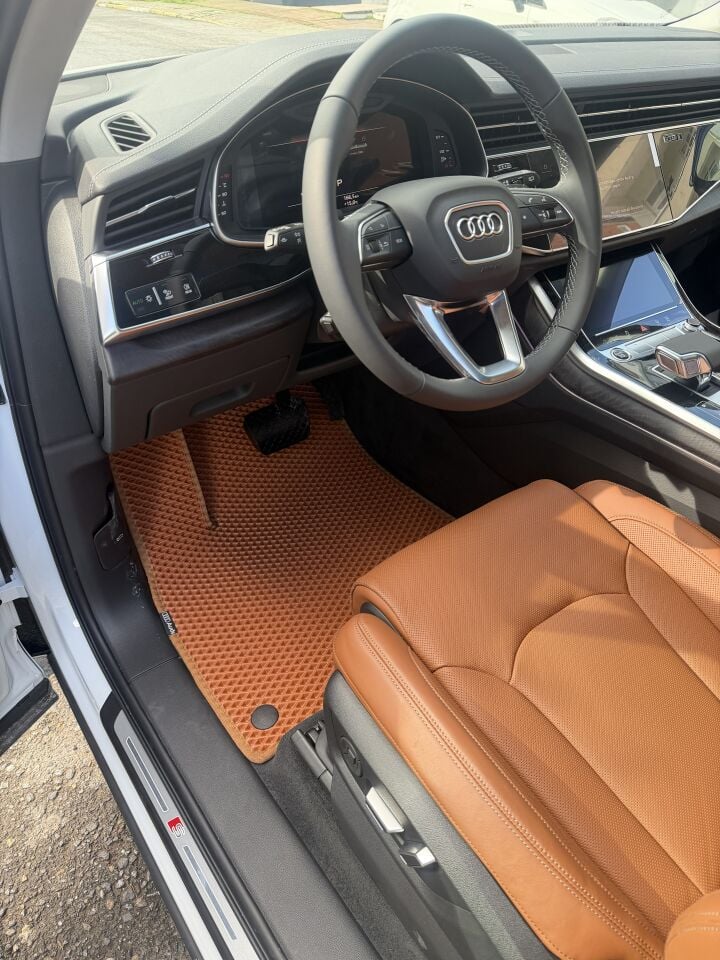 AUDİ Q7 2015 SONRASI EVA OTO PASPAS
