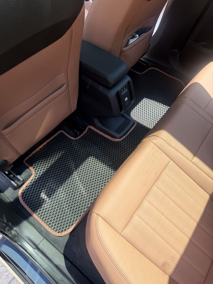 MİNİ COOPER COUNTRYMAN U25 ELEKTRİKLİ 2024 SONRASI EVA OTO PASPAS
