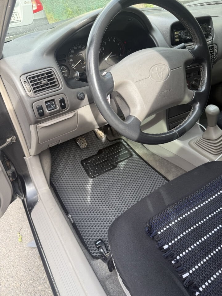 TOYOTA COROLLA E110 1998-2002 KEDİGÖZÜ EVA OTO PASPAS
