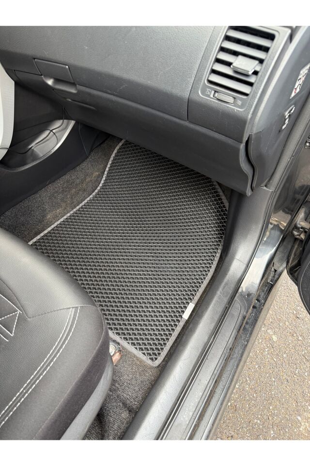 TOYOTA COROLLA E140 2007-2012 EVA OTO PASPAS