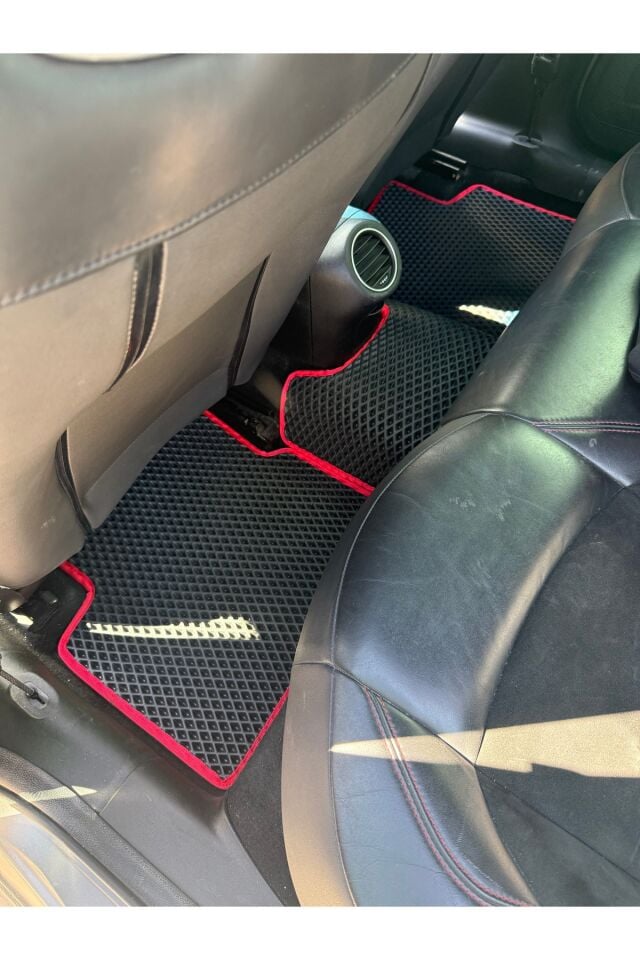 ALFA ROMEO GUİLETTA 2010 SONRASI EVA OTO PASPAS