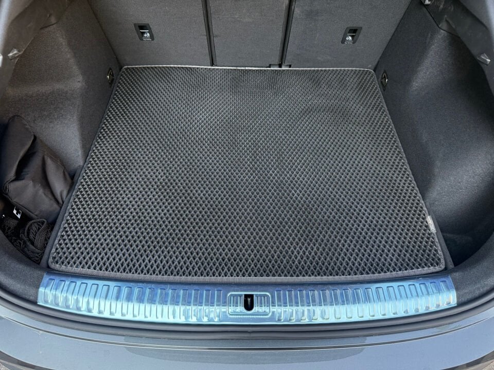 AUDİ Q3 F3 2018-2025 ÜST KADEME EVA BAGAJ HAVUZU