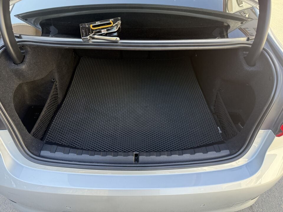 BMW 3 SERİSİ G20 2018 SONRASI EVA BAGAJ HAVUZU