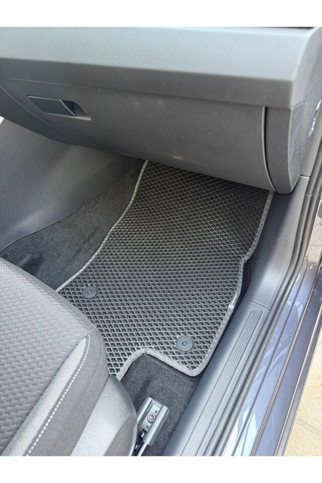 VOLKSWAGEN TAİGO 2021 SONRASI EVA OTO PASPAS