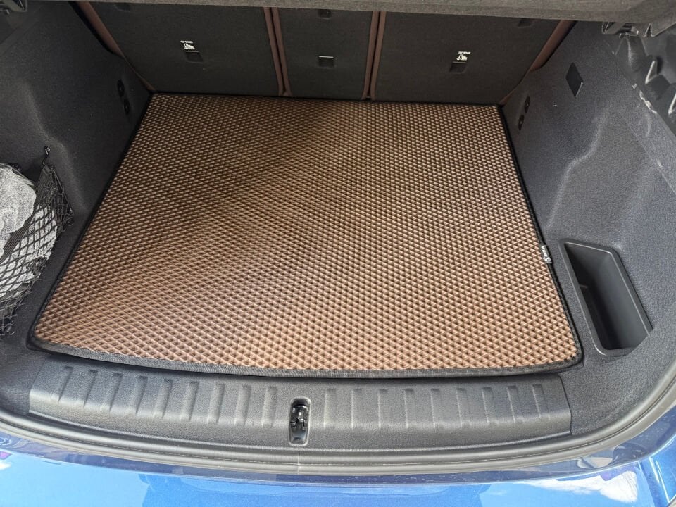 BMW İX1 U11 BENZİNLİ 2022 SONRASI EVA BAGAJ HAVUZU