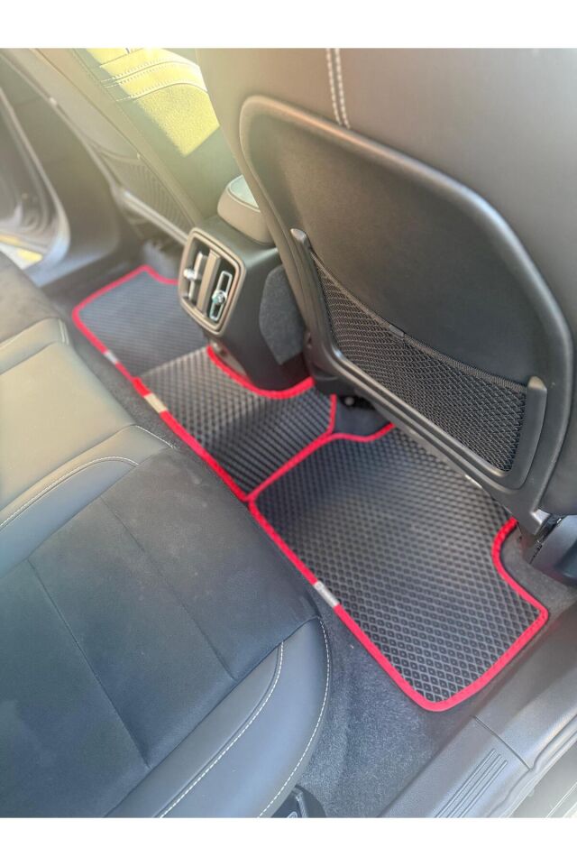 VOLVO EXC40 ELEKTRİKLİ 2022 SONRASI EVA OTO PASPAS