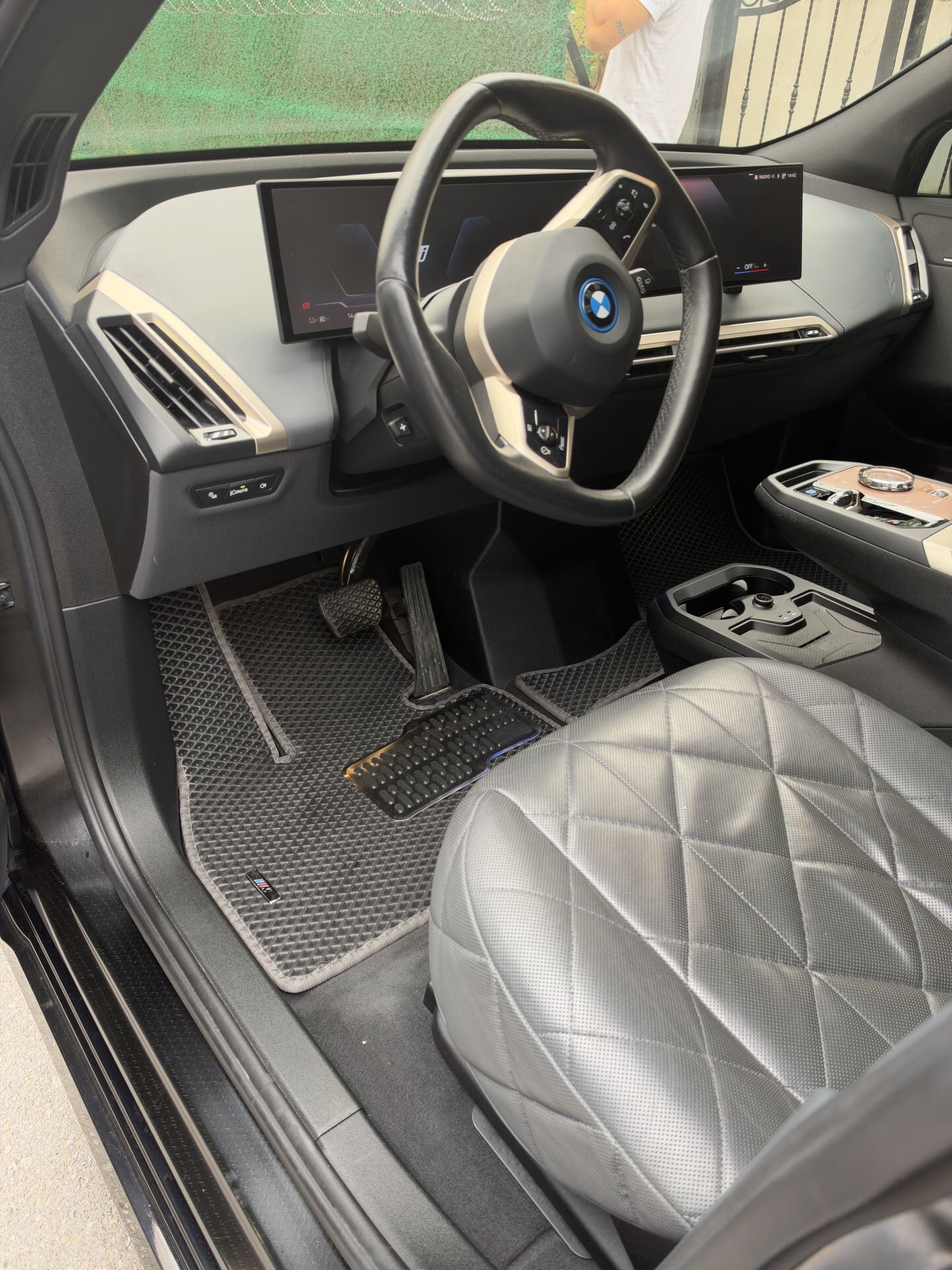 BMW İ SERİSİ İX ELEKTRİKLİ 2021 SONRASI EVA OTO PASPAS