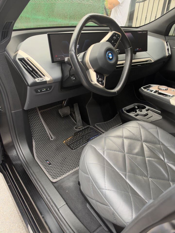 BMW İ SERİSİ İX ELEKTRİKLİ 2021 SONRASI EVA OTO PASPAS