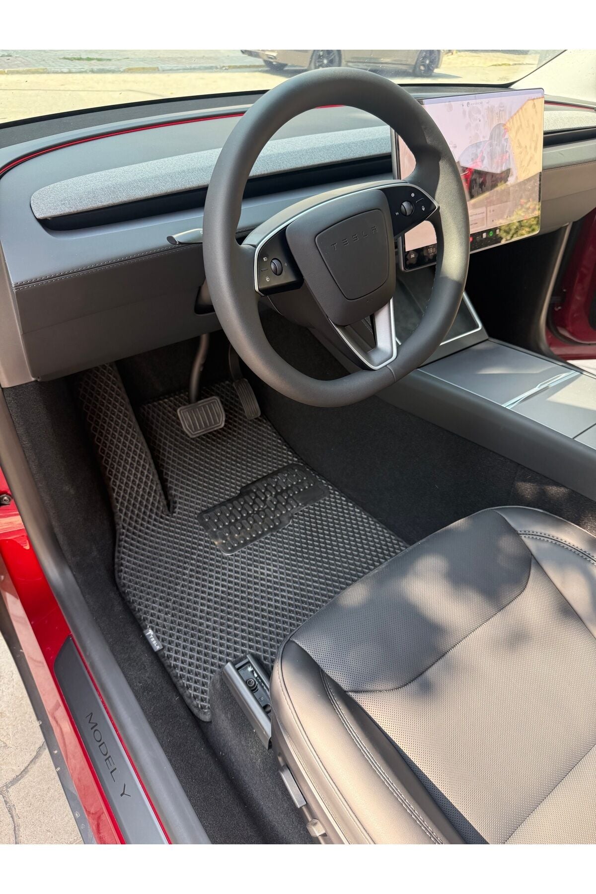 TESLA MODEL Y JUNİPER 2025 SONRASI EVA OTO PASPAS