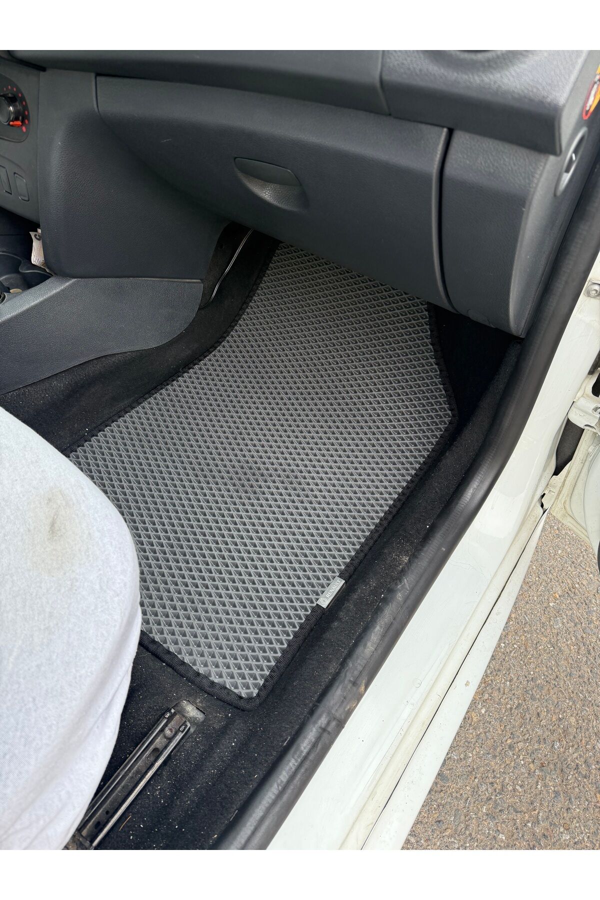 RENAULT SYMBOL 3 2012 SONRASI EVA OTO PASPAS