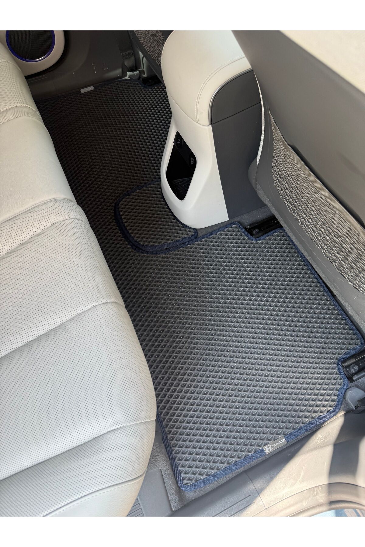 HYUNDAİ İONİQ 5 HAREKETLİ KONSOL EVA OTO PASPAS