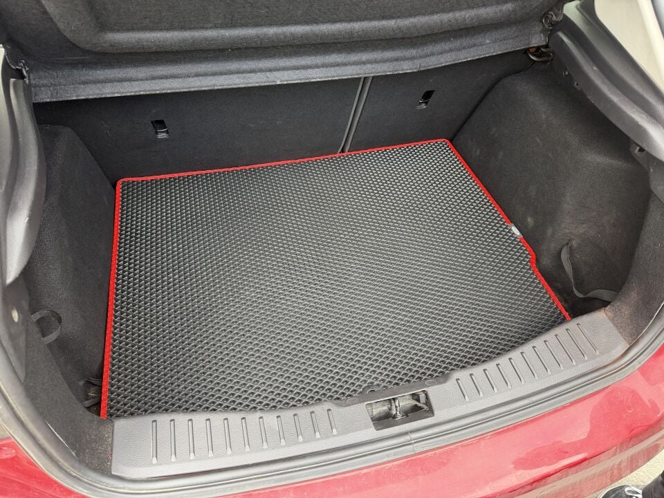 FORD FOCUS 3-3.5 2011-2018 HATCHBACK EVA BAGAJ HAVUZU