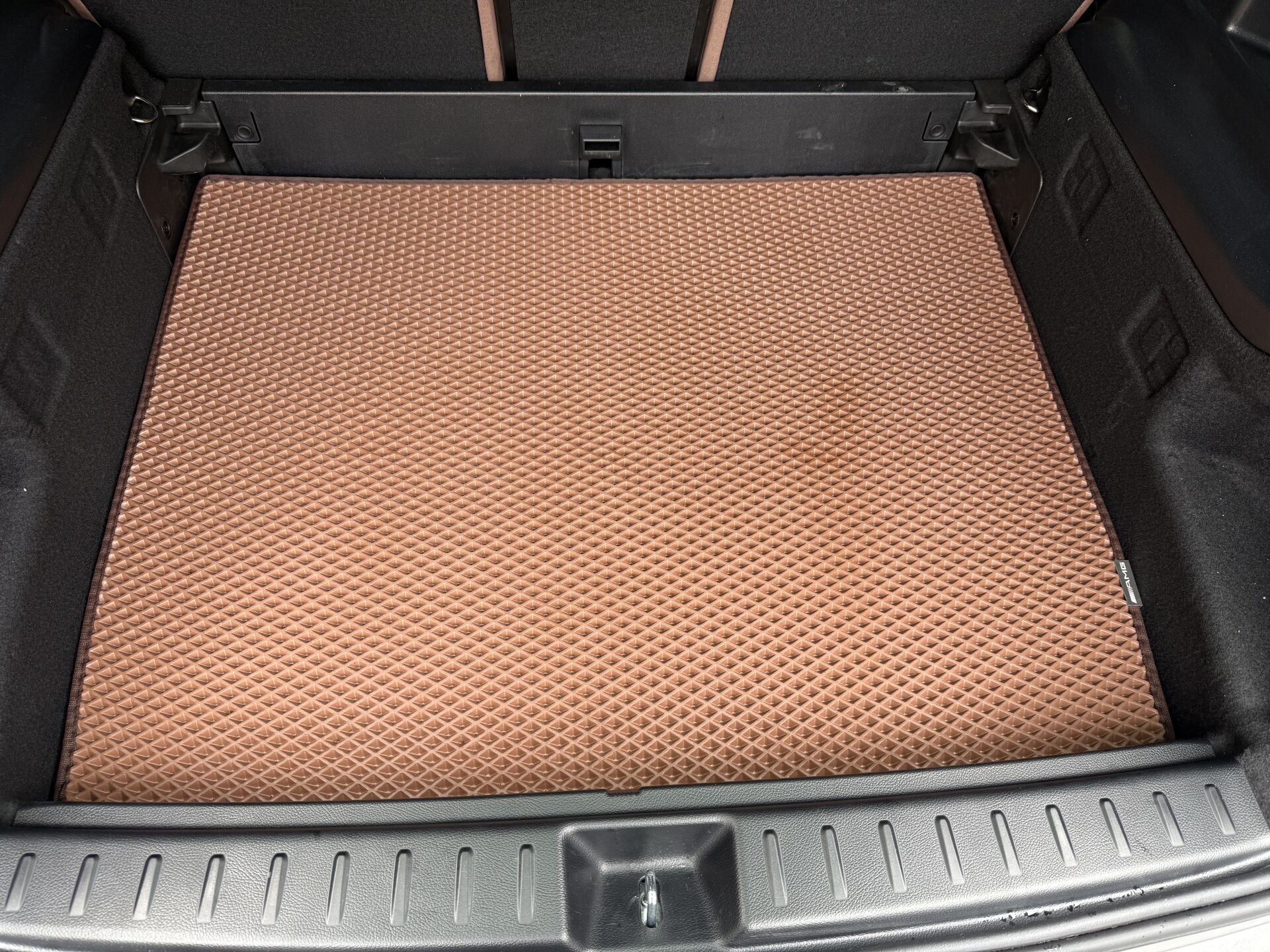 MERCEDES GLB X247 2020 SONRASI ALT KADEME EVA BAGAJ HAVUZU
