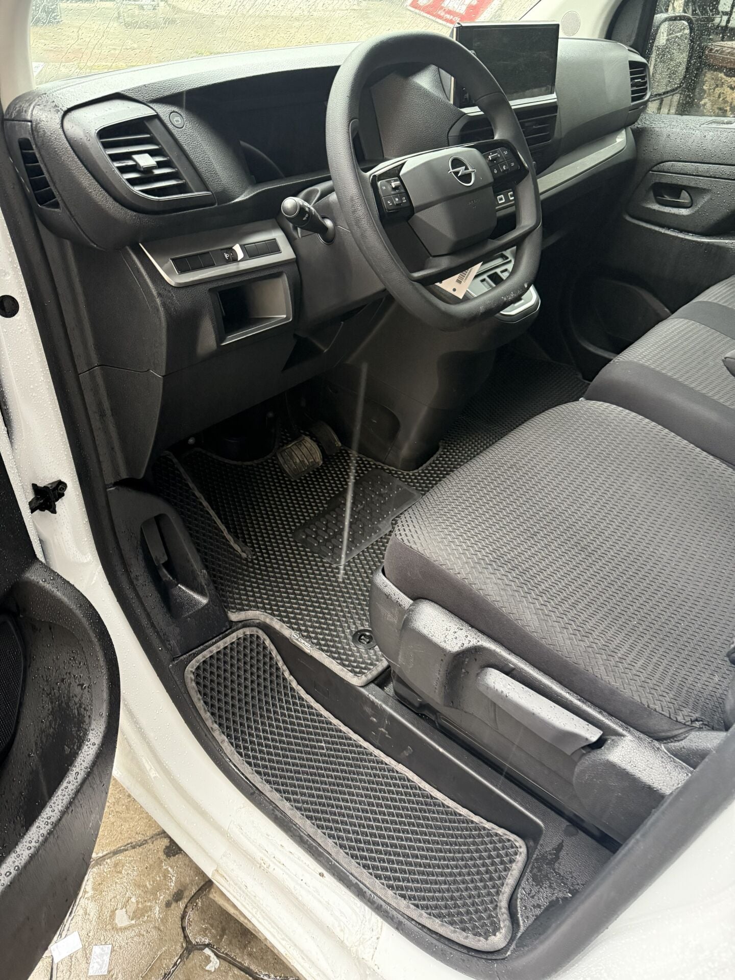OPEL VİVARO PANELVAN 2020 SONRASI EVA OTO PASPAS