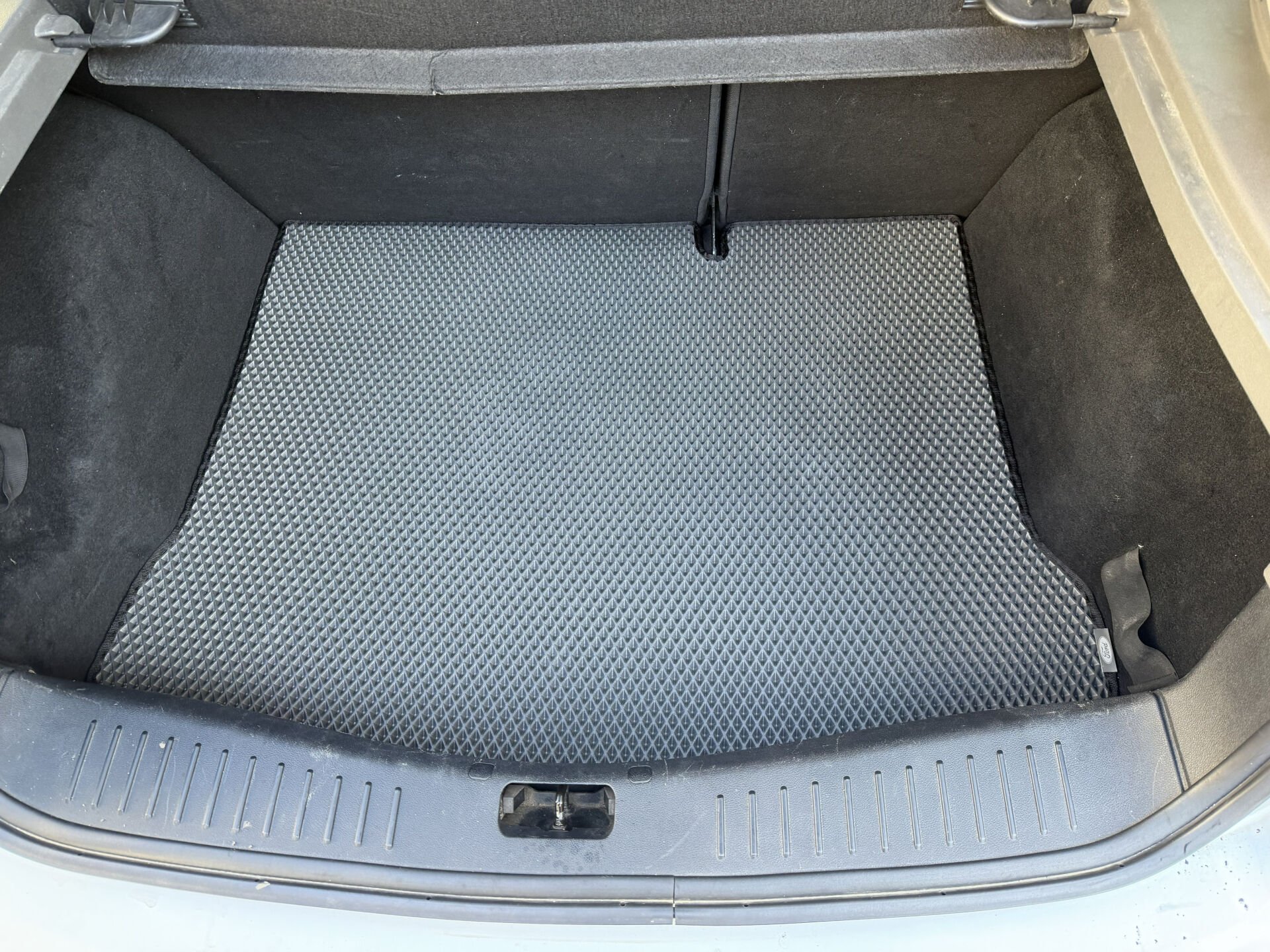 FORD FOCUS 2-2.5 HATCHABACK 2005-2011 EVA BAGAJ HAVUZU