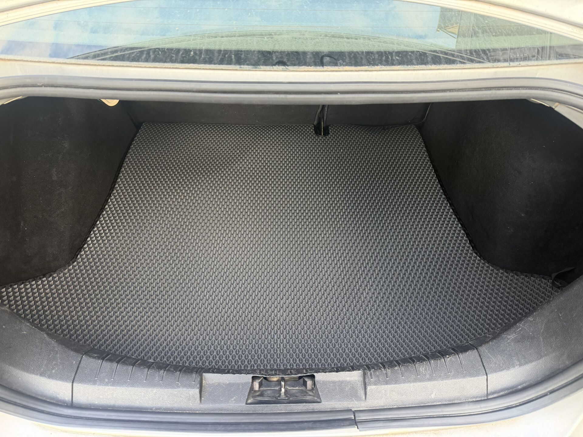 FORD FOCUS 2-2.5 SEDAN 2005-2011 EVA BAGAJ HAVUZU